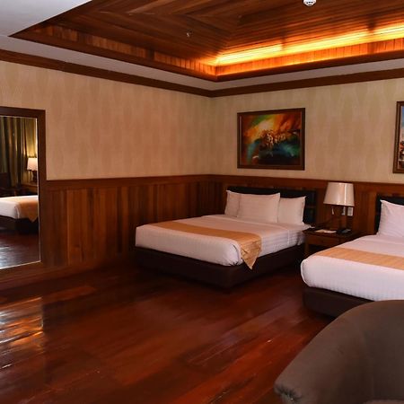 Alta D' Tagaytay Hotel Tagaytay City Esterno foto