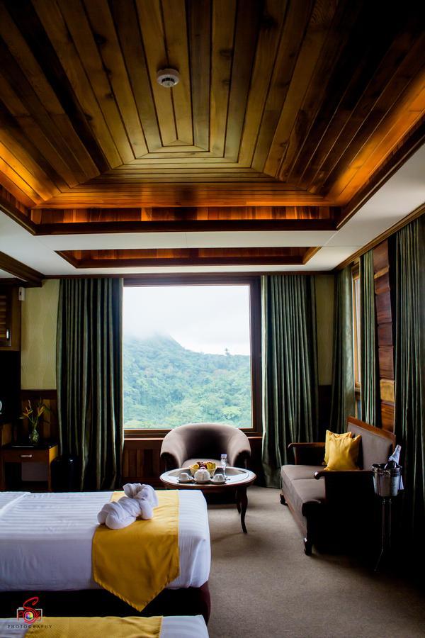 Alta D' Tagaytay Hotel Tagaytay City Esterno foto